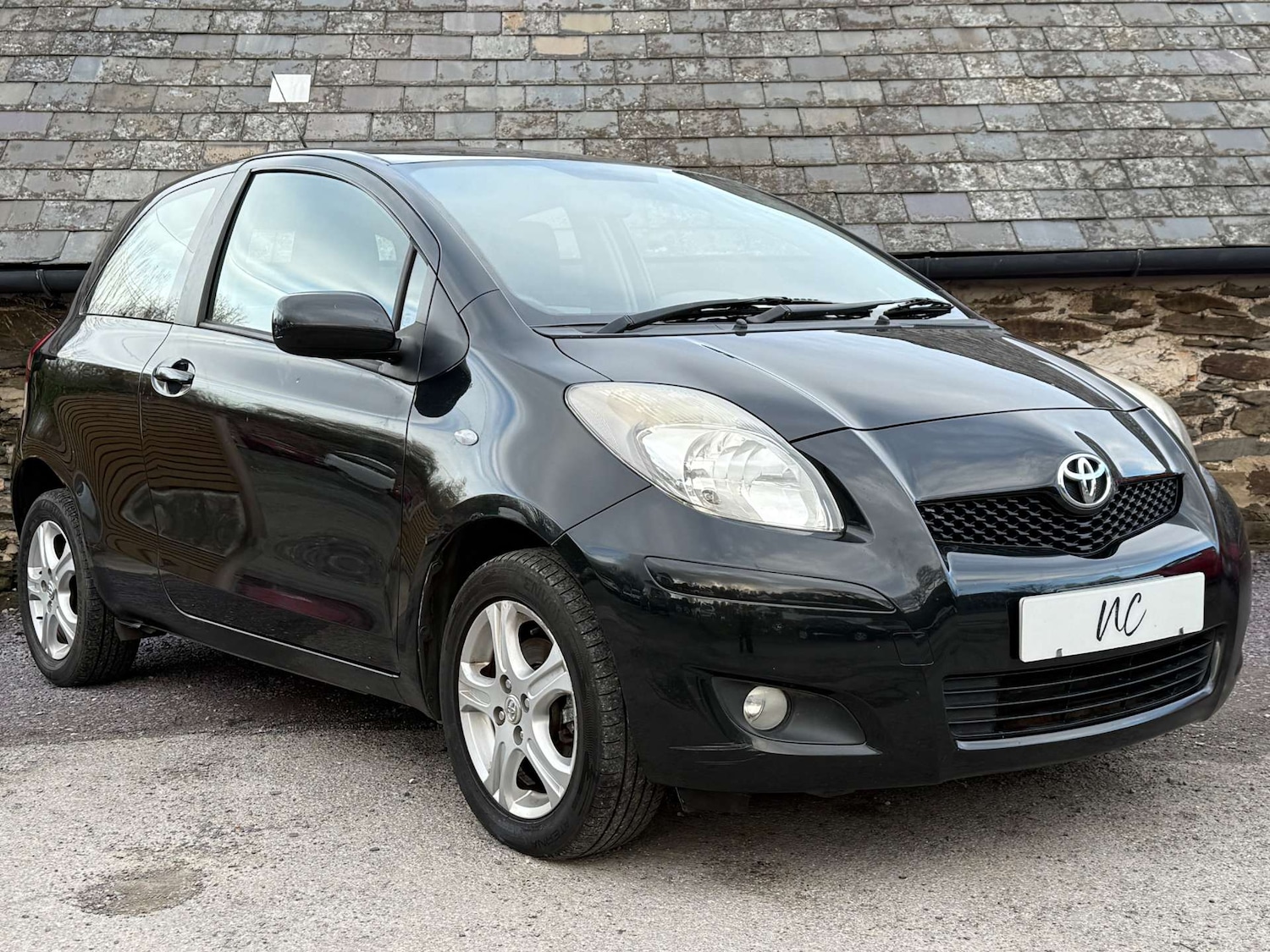 Used Toyota Yaris 2010 for sale - 76905260: Photo 3