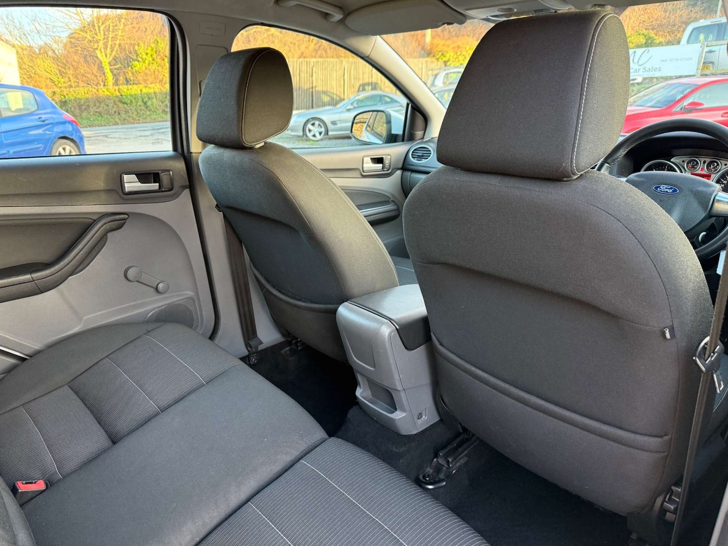 Used Ford Focus 2010 for sale - 76884372: Photo 17