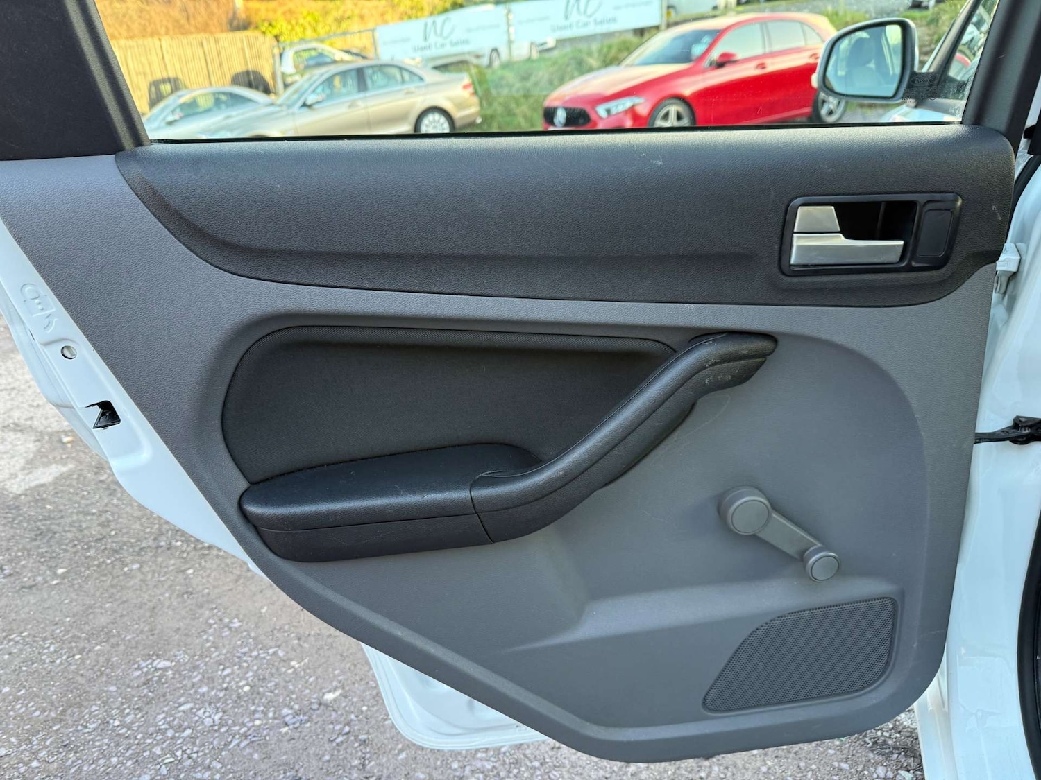 Used Ford Focus 2010 for sale - 76884372: Photo 27