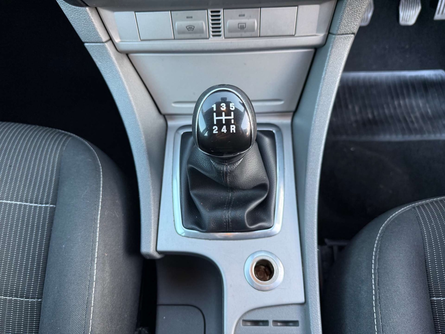 Used Ford Focus 2010 for sale - 76884372: Photo 43