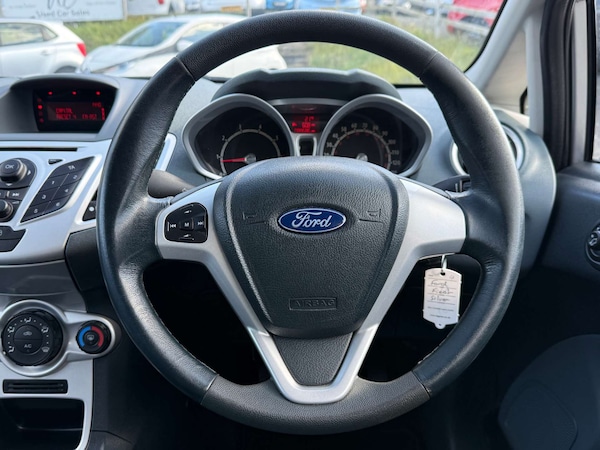 Used Ford Fiesta 2009 for sale - 76080224: Photo 29