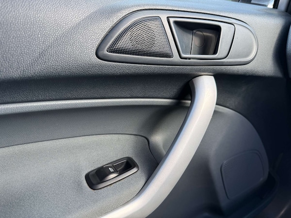 Used Ford Fiesta 2009 for sale - 76080224: Photo 41