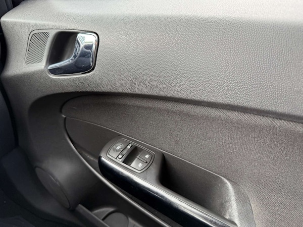 Used Vauxhall Corsa 2008 for sale - 75095126: Photo 41
