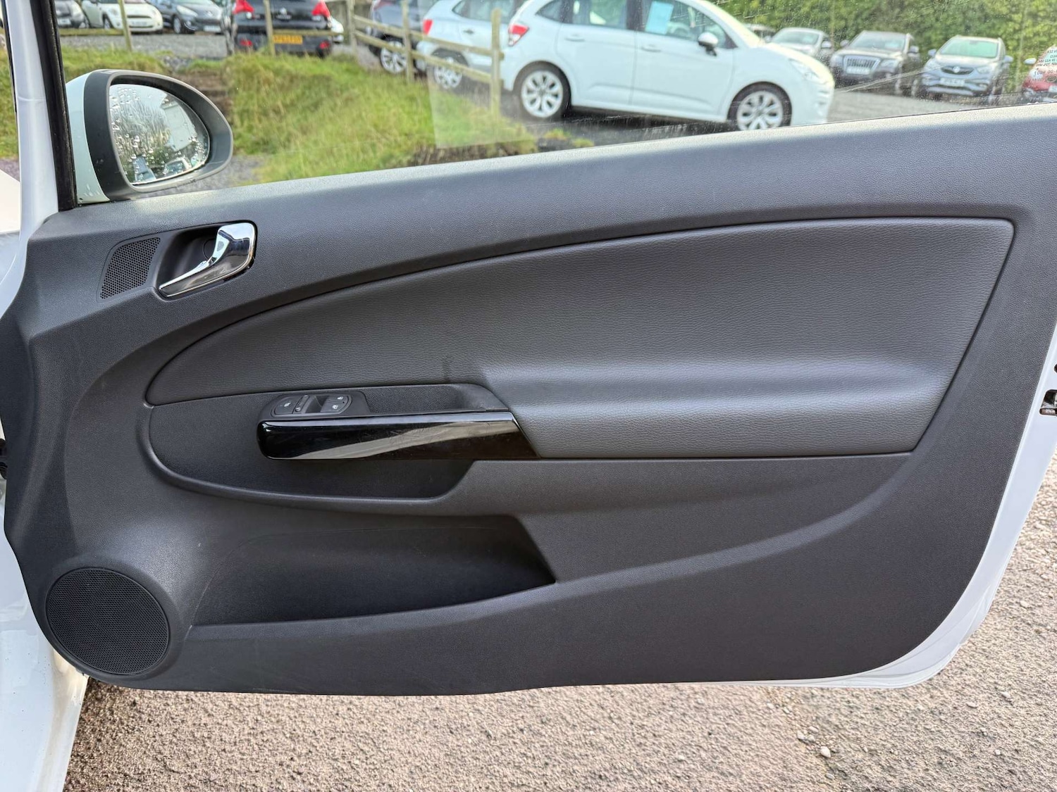 Used Vauxhall Corsa 2012 for sale - 76921274: Photo 16