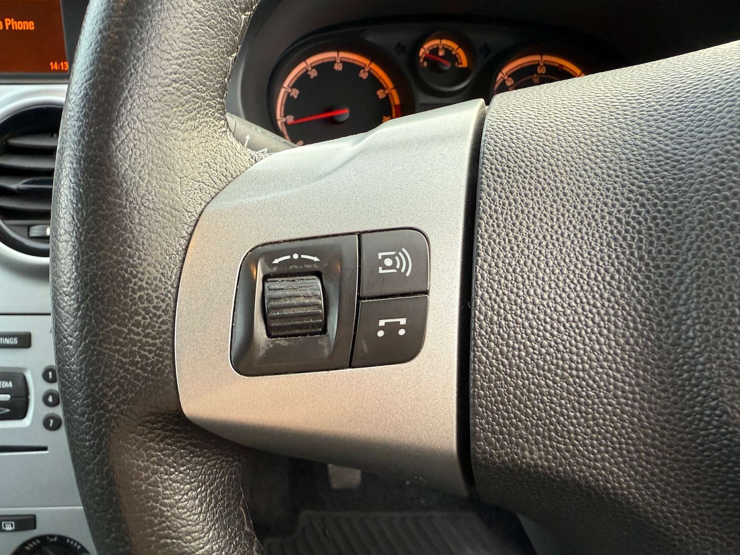 Used Vauxhall Corsa 2012 for sale - 76921274: Photo 29