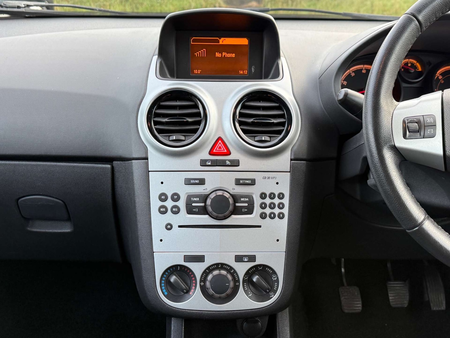 Used Vauxhall Corsa 2012 for sale - 76921274: Photo 34