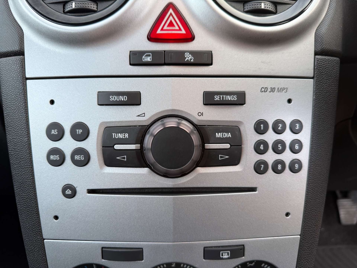 Used Vauxhall Corsa 2012 for sale - 76921274: Photo 37