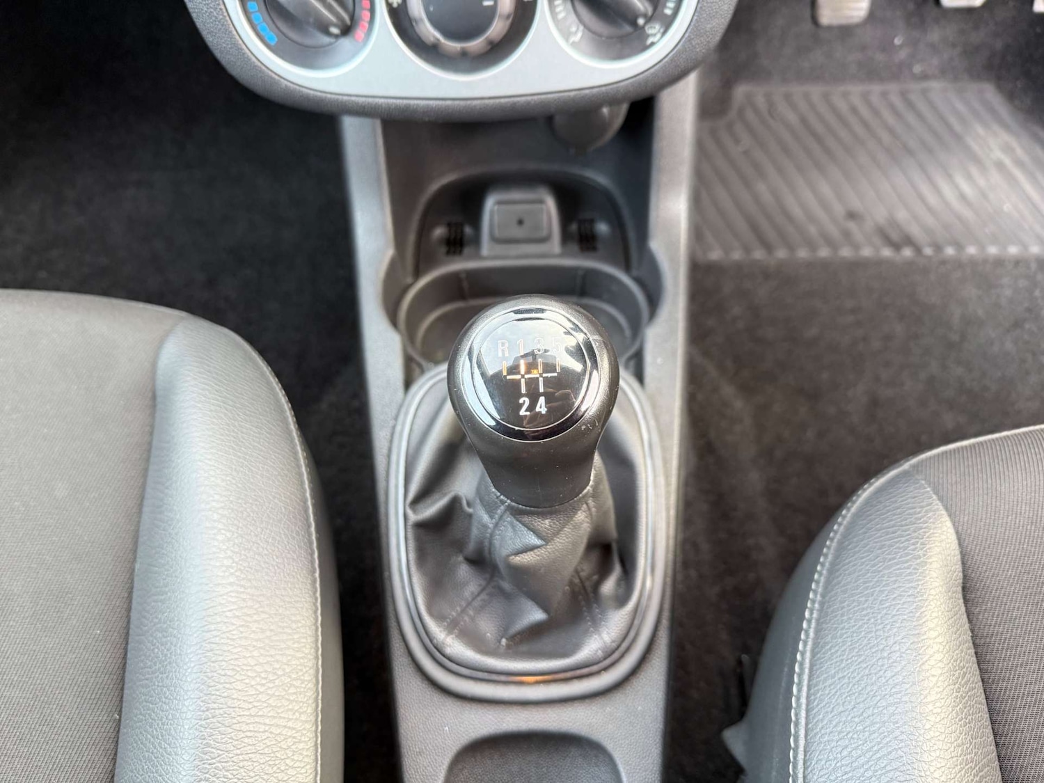 Used Vauxhall Corsa 2012 for sale - 76921274: Photo 41