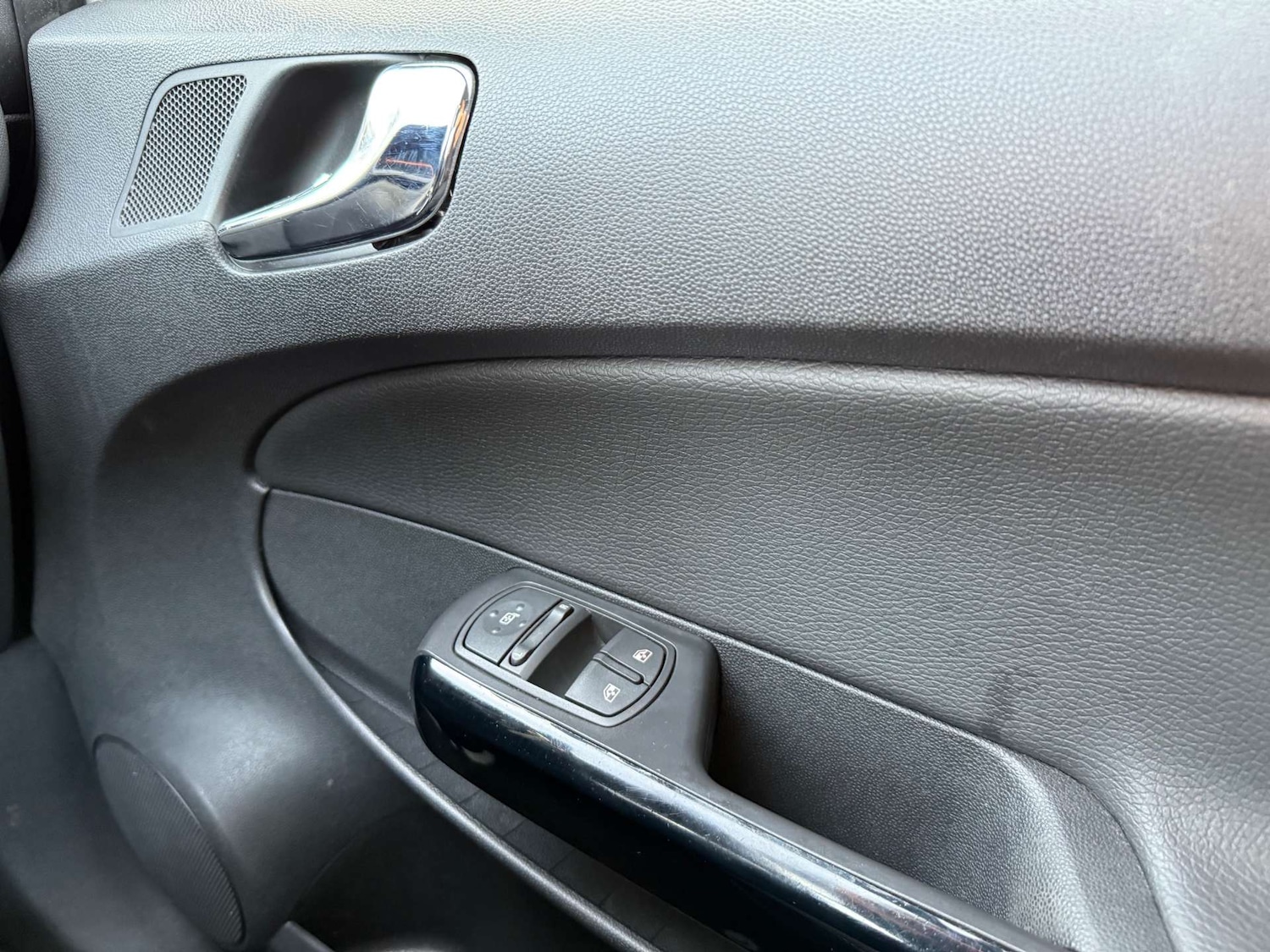 Used Vauxhall Corsa 2012 for sale - 76921274: Photo 44