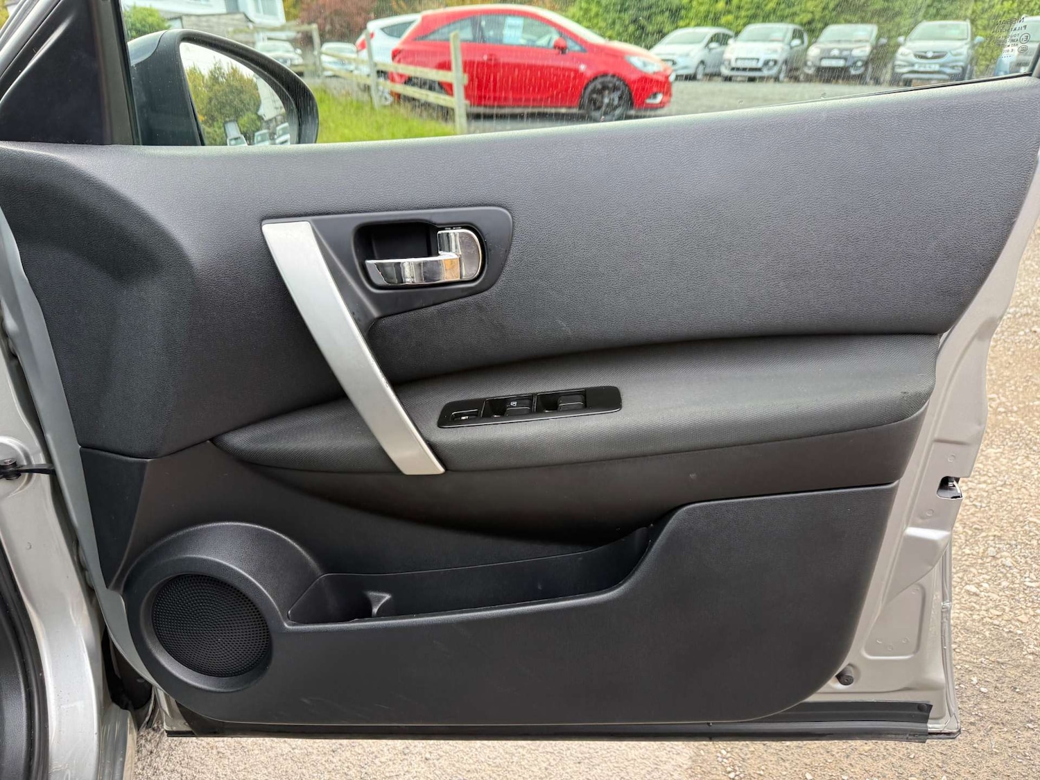 Used Nissan Qashqai 2012 for sale - 76382737: Photo 15