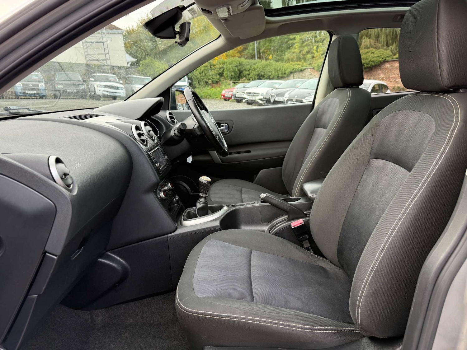 Used Nissan Qashqai 2012 for sale - 76382737: Photo 22