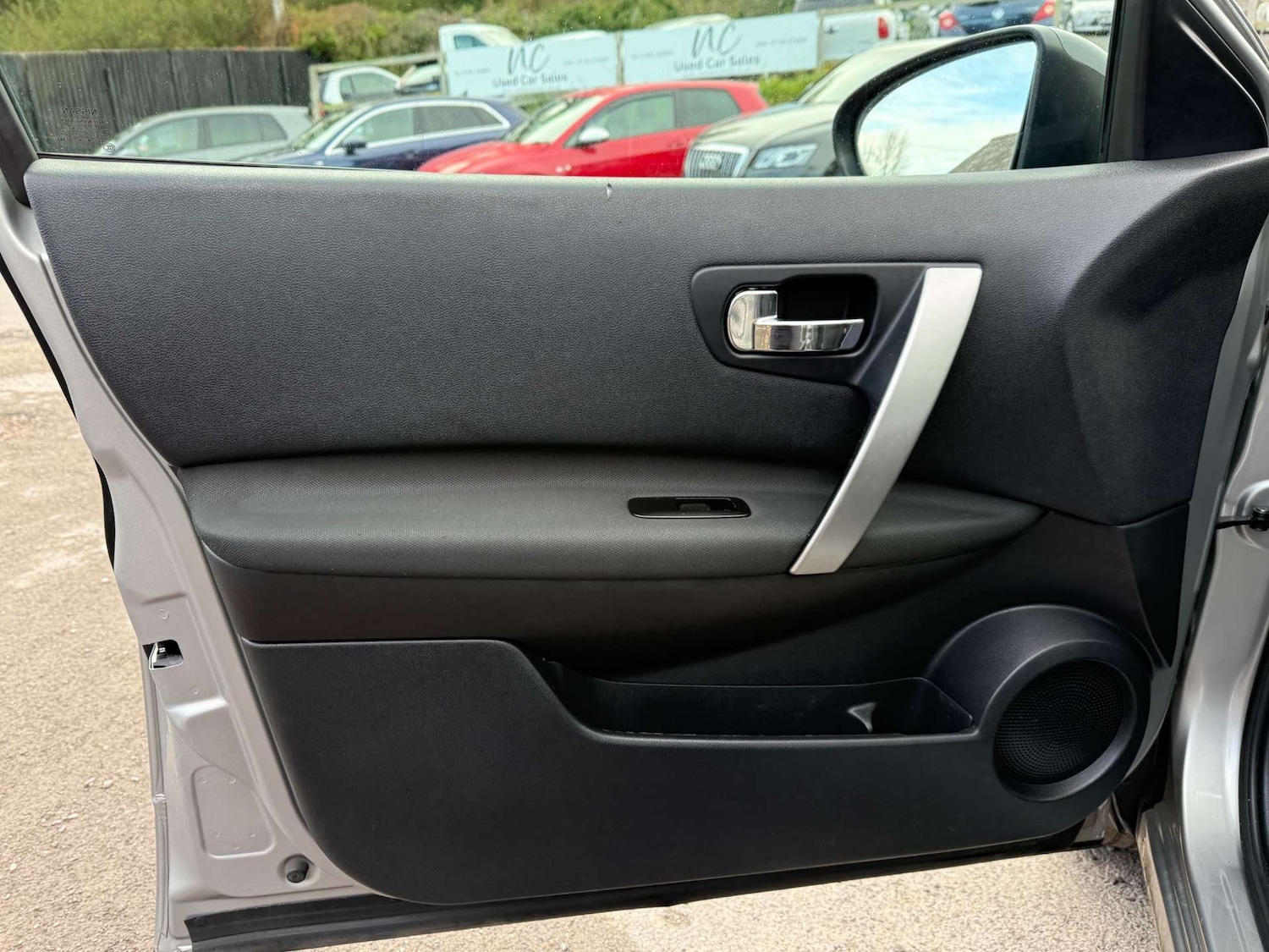 Used Nissan Qashqai 2012 for sale - 76382737: Photo 23