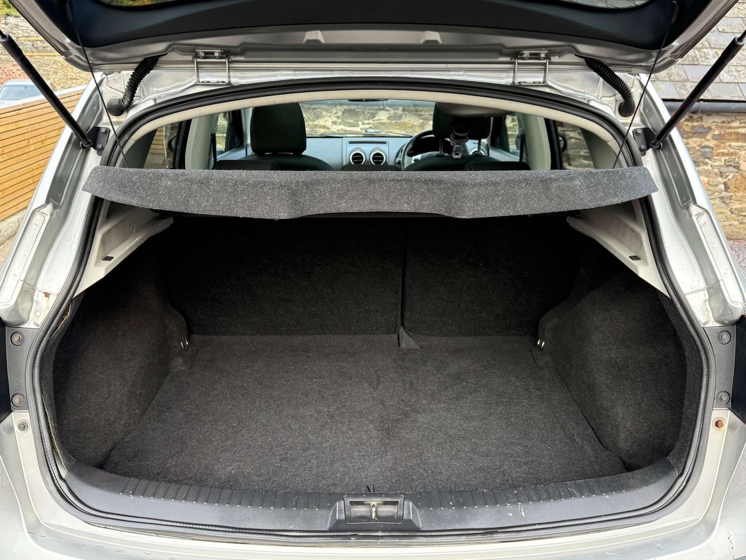 Used Nissan Qashqai 2012 for sale - 76382737: Photo 50