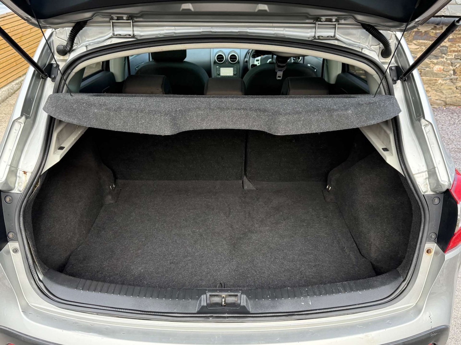 Used Nissan Qashqai 2012 for sale - 76382737: Photo 51