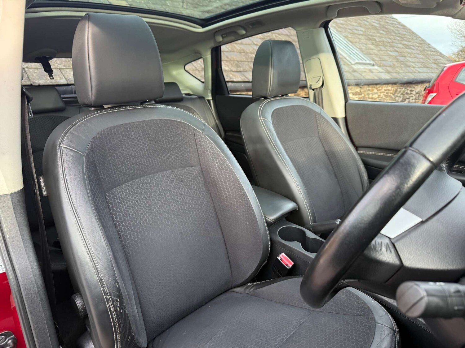 Used Nissan Qashqai 2013 for sale - 76905294: Photo 13