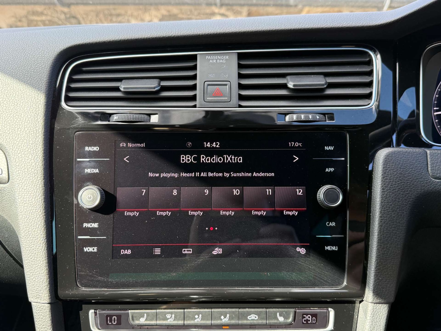 Used Volkswagen Golf 2018 for sale - 76600594: Photo 48