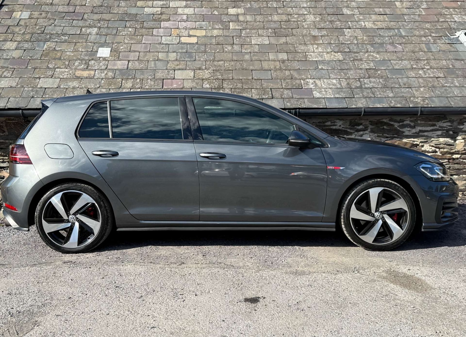 Used Volkswagen Golf 2018 for sale - 76600594: Photo 6