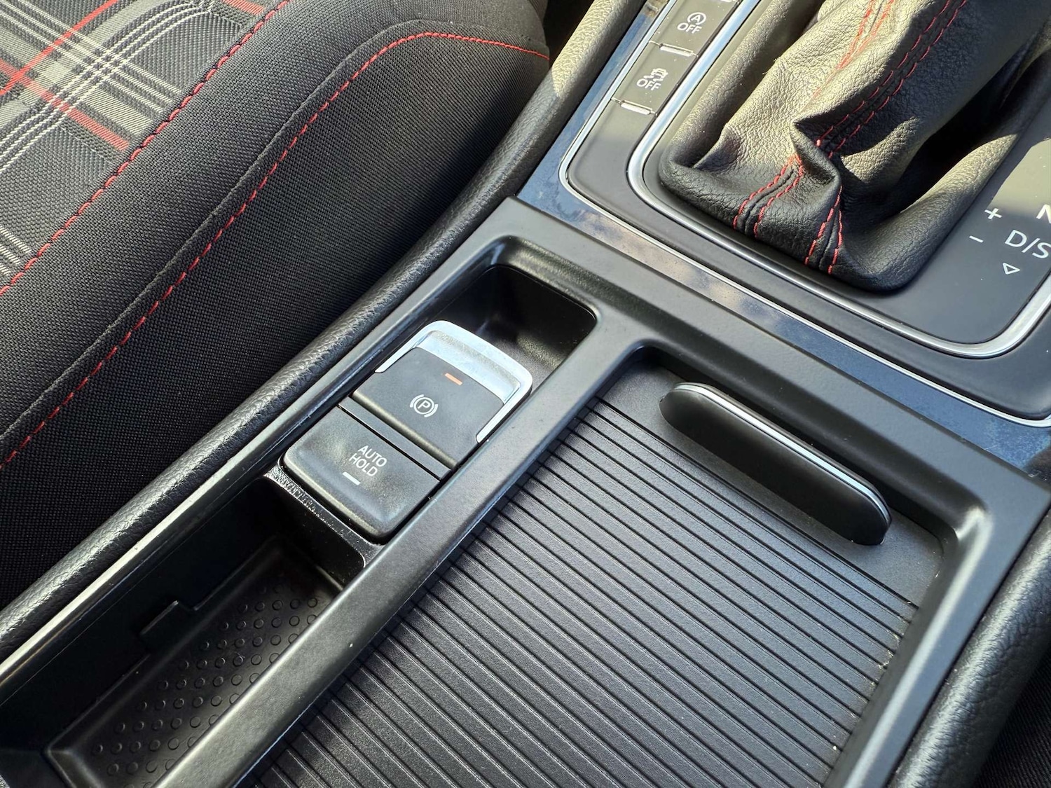 Used Volkswagen Golf 2018 for sale - 76600594: Photo 65