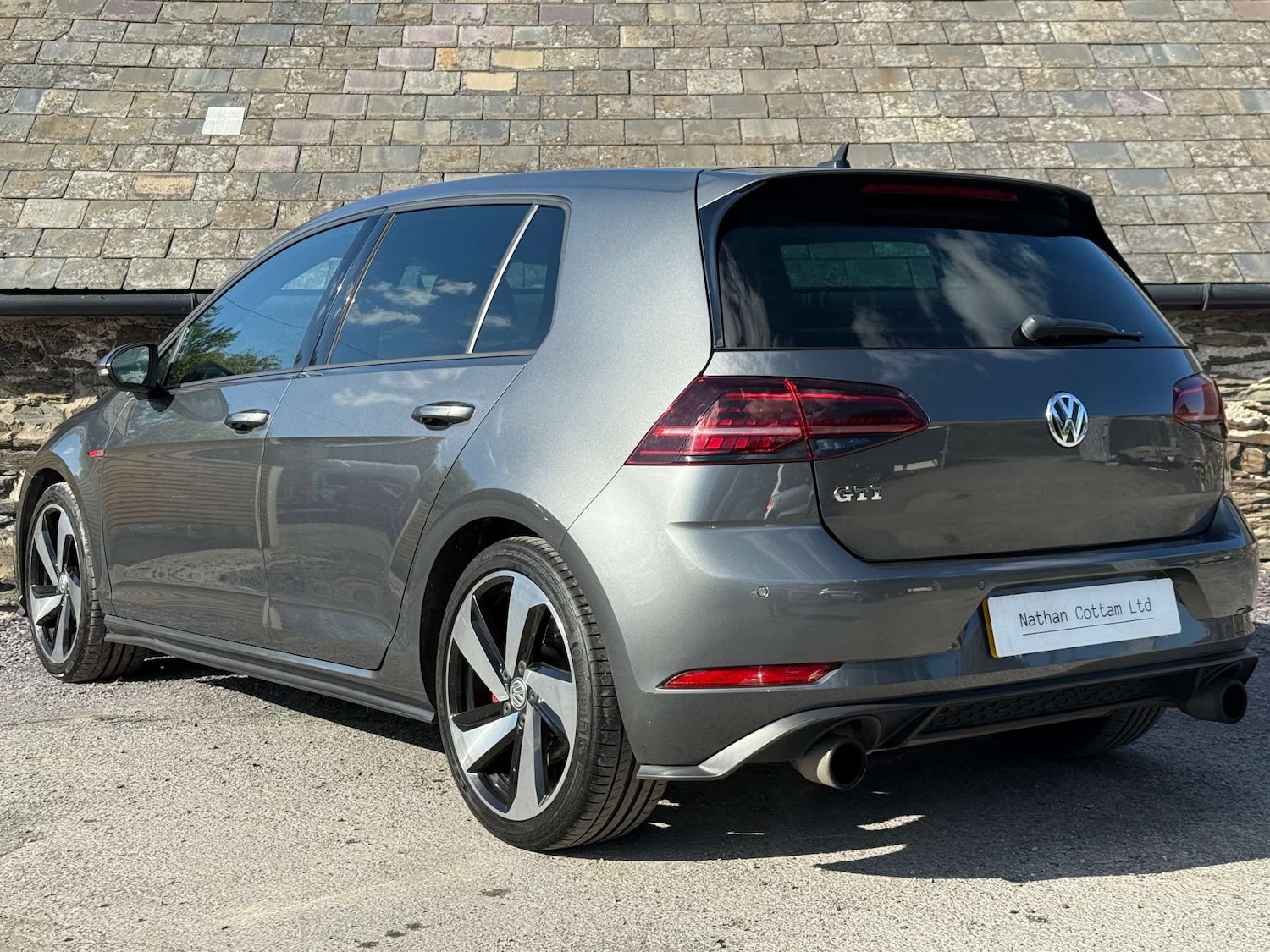 Used Volkswagen Golf 2018 for sale - 76600594: Photo 8