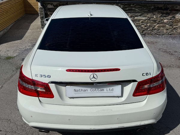 Used Mercedes-Benz E Class 2010 for sale - 76278312: Photo 10