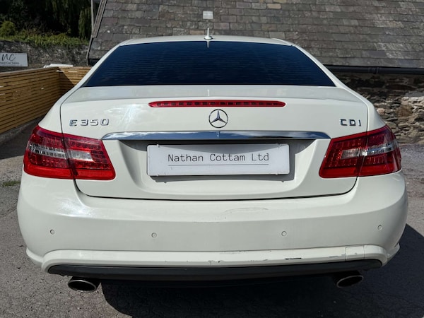 Used Mercedes-Benz E Class 2010 for sale - 76278312: Photo 11