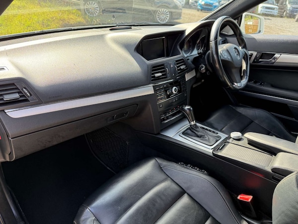 Used Mercedes-Benz E Class 2010 for sale - 76278312: Photo 17