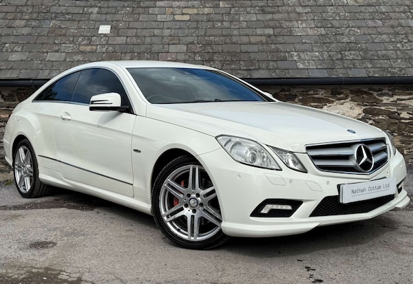 Used Mercedes-Benz E Class 2010 for sale - 76278312: Photo 1