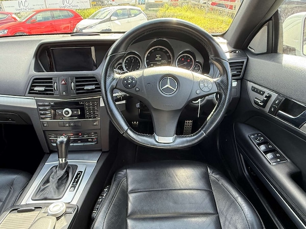Used Mercedes-Benz E Class 2010 for sale - 76278312: Photo 25