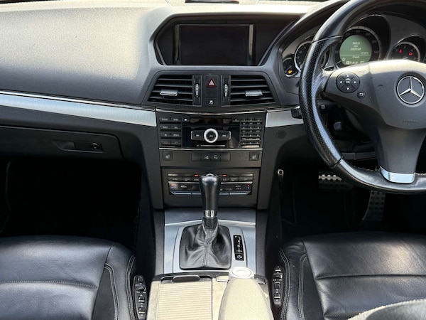 Used Mercedes-Benz E Class 2010 for sale - 76278312: Photo 34
