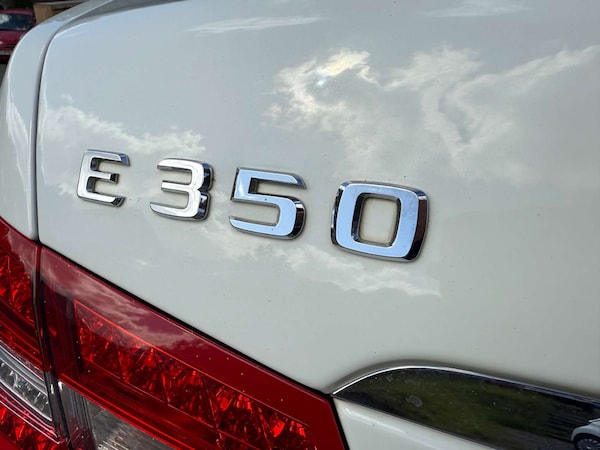 Used Mercedes-Benz E Class 2010 for sale - 76278312: Photo 57
