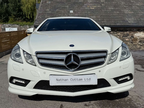 Used Mercedes-Benz E Class 2010 for sale - 76278312: Photo 5