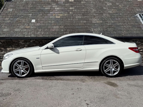 Used Mercedes-Benz E Class 2010 for sale - 76278312: Photo 7