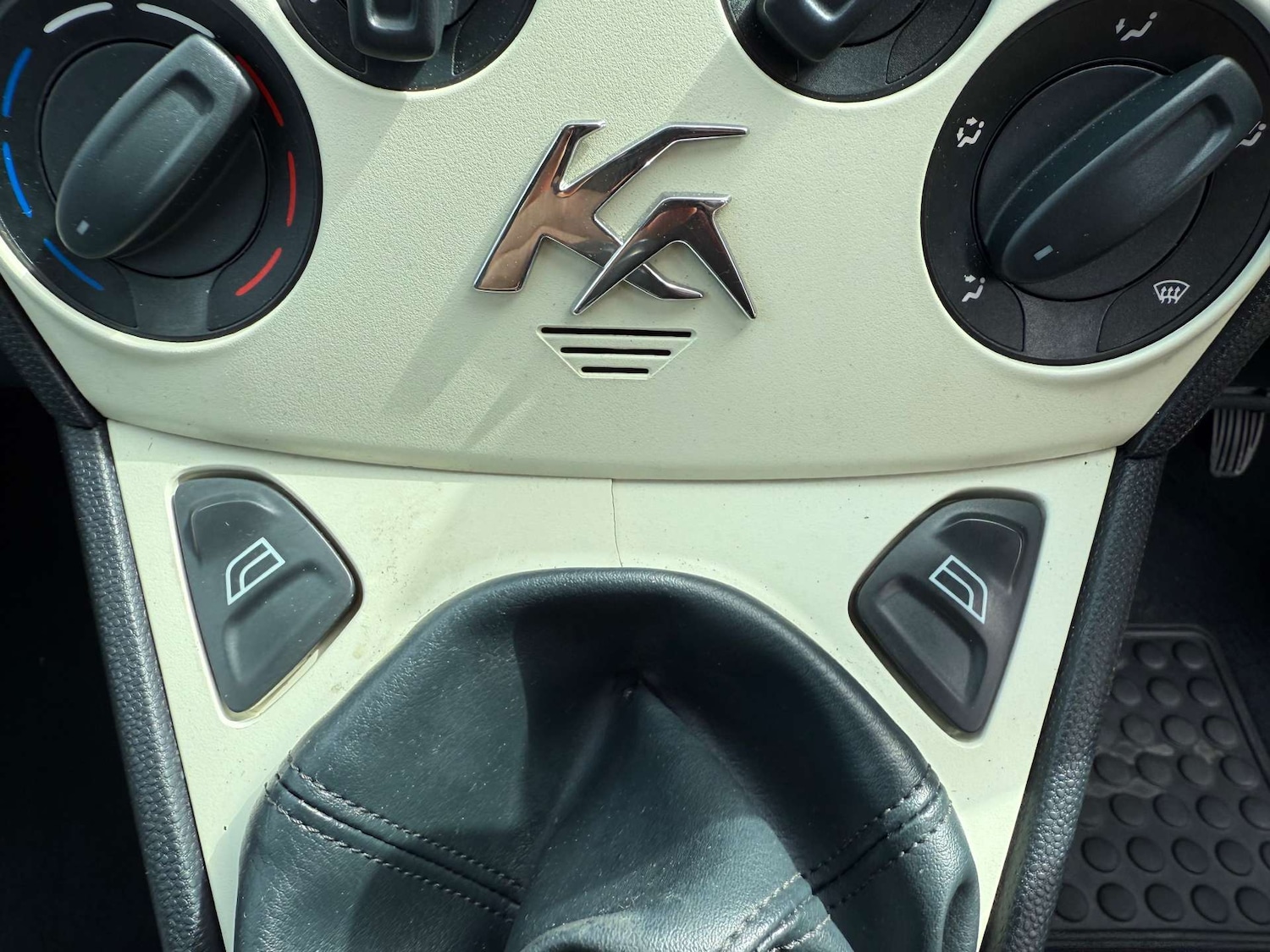 Vehicle 35