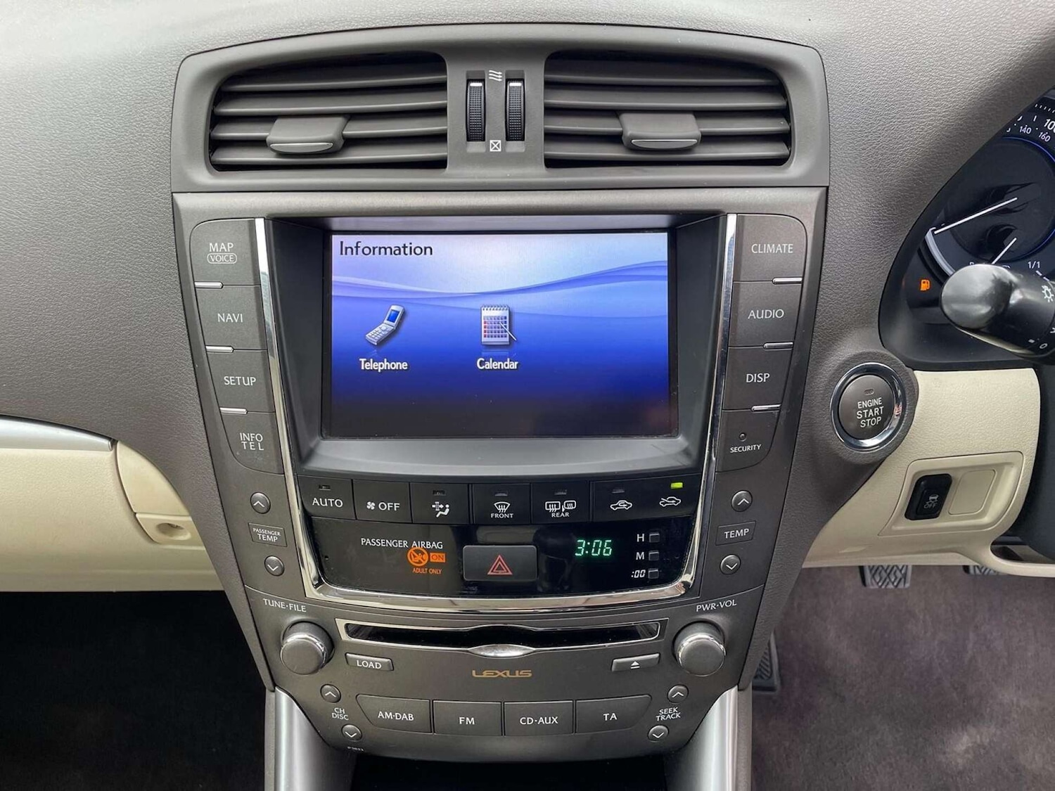 Used Lexus IS 2011 for sale - 76531572: Photo 43