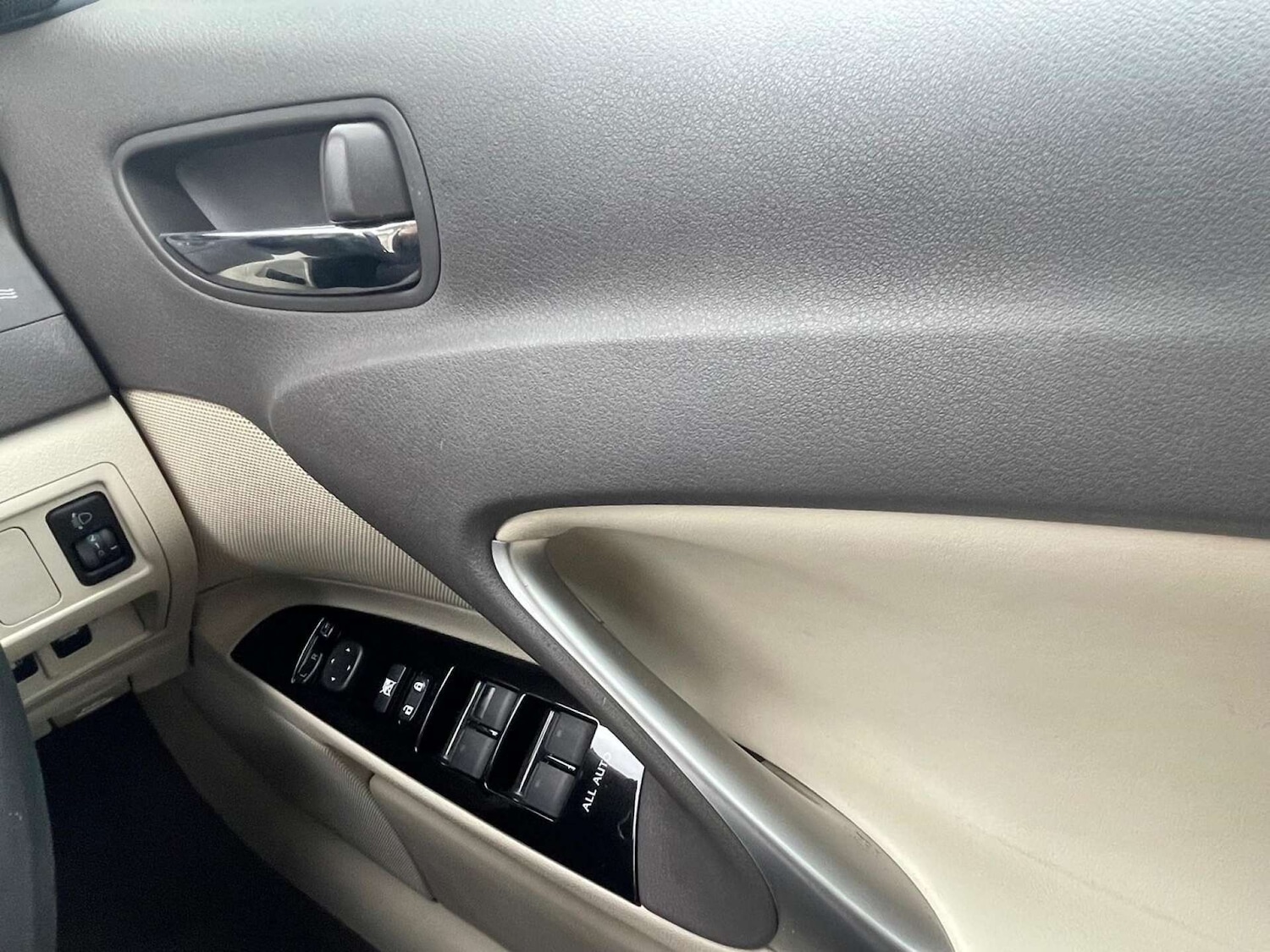 Used Lexus IS 2011 for sale - 76531572: Photo 49