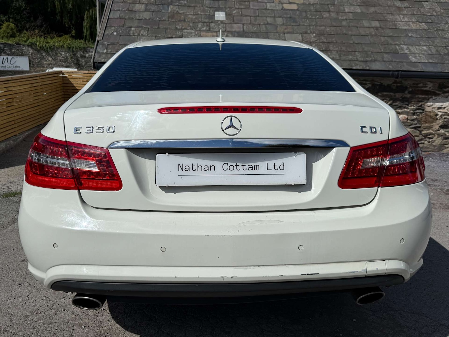 Used Mercedes-Benz E Class 2010 for sale - 77721660: Photo 11