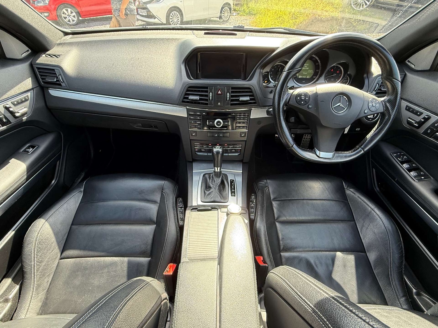 Used Mercedes-Benz E Class 2010 for sale - 77721660: Photo 23