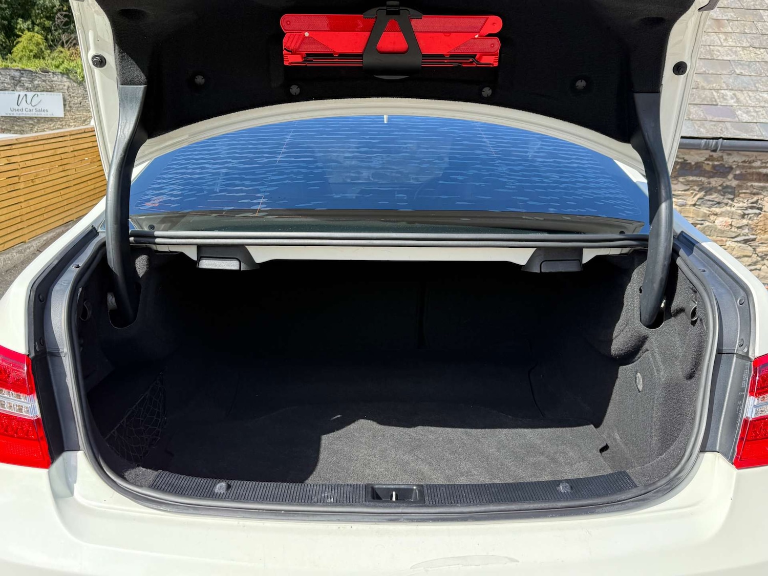 Used Mercedes-Benz E Class 2010 for sale - 77721660: Photo 52