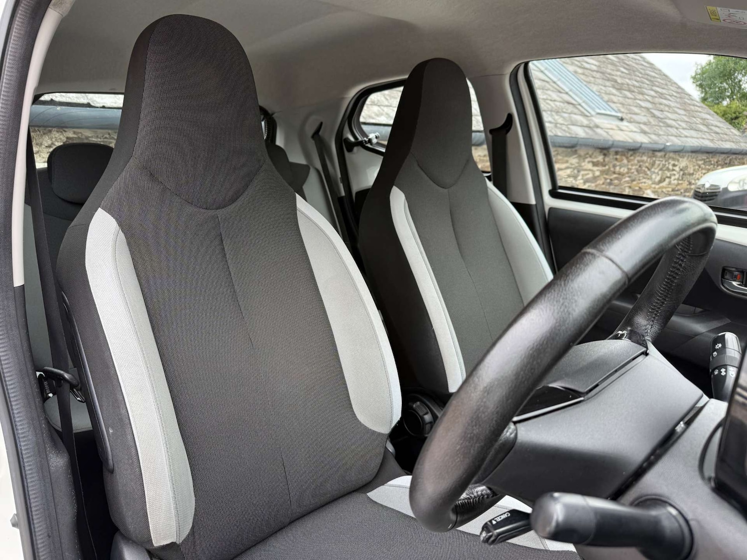 Used Toyota AYGO 2016 for sale - 76363851: Photo 13