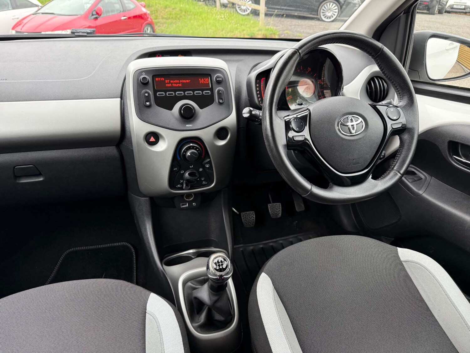 Used Toyota AYGO 2016 for sale - 76363851: Photo 31