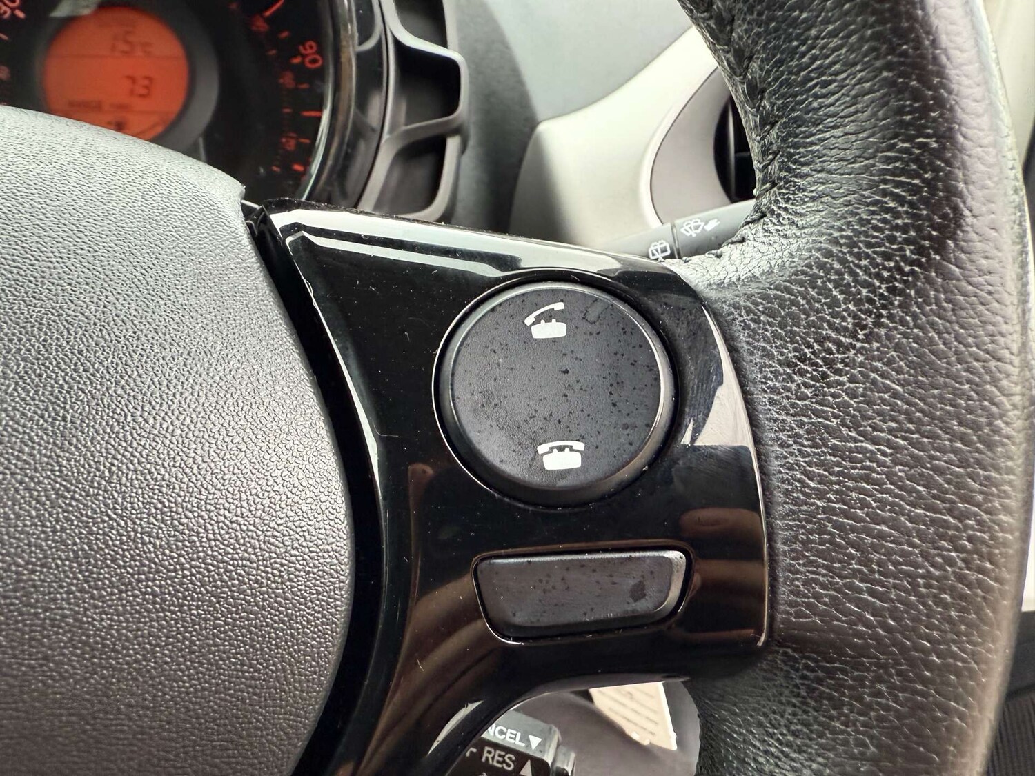 Used Toyota AYGO 2016 for sale - 76363851: Photo 36