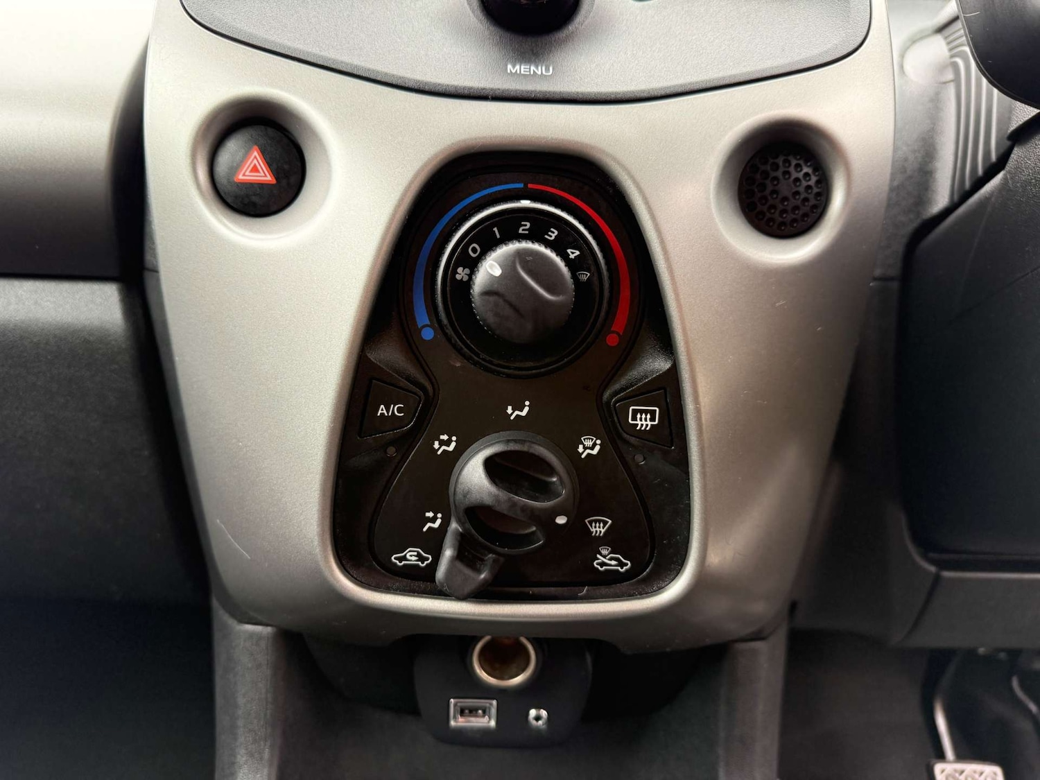 Used Toyota AYGO 2016 for sale - 76363851: Photo 43