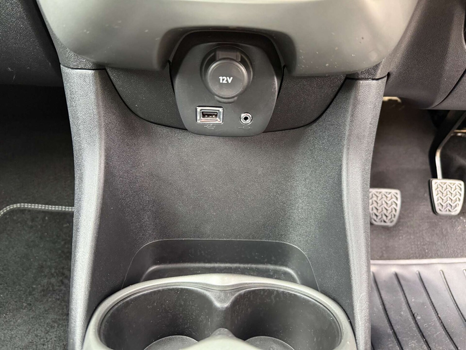Used Toyota AYGO 2016 for sale - 76363851: Photo 44