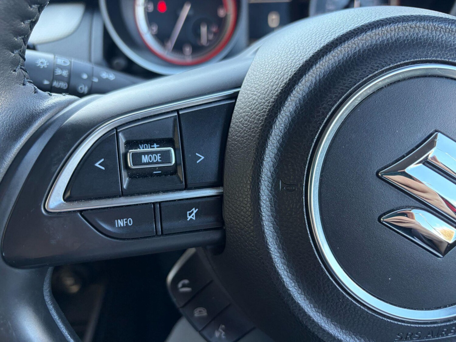 Used Suzuki Swift 2023 for sale - 78171041: Photo 14