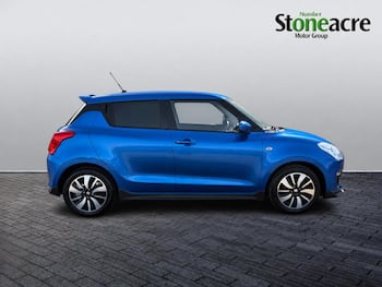 Used Suzuki Swift 2020 for sale - 79750827: Photo