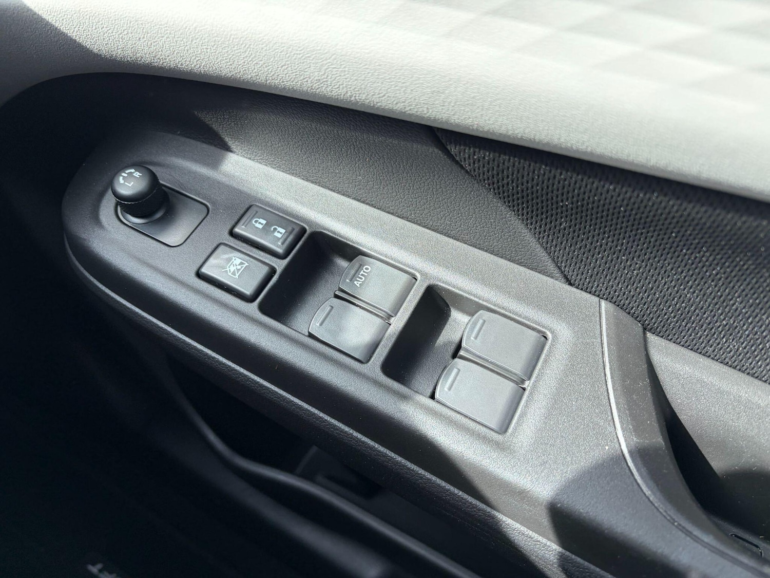 Used Suzuki Swift 2025 for sale - 78204031: Photo 15