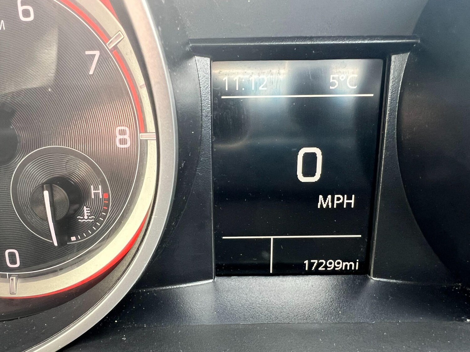 Used Suzuki Swift 2023 for sale - 78020105: Photo 12