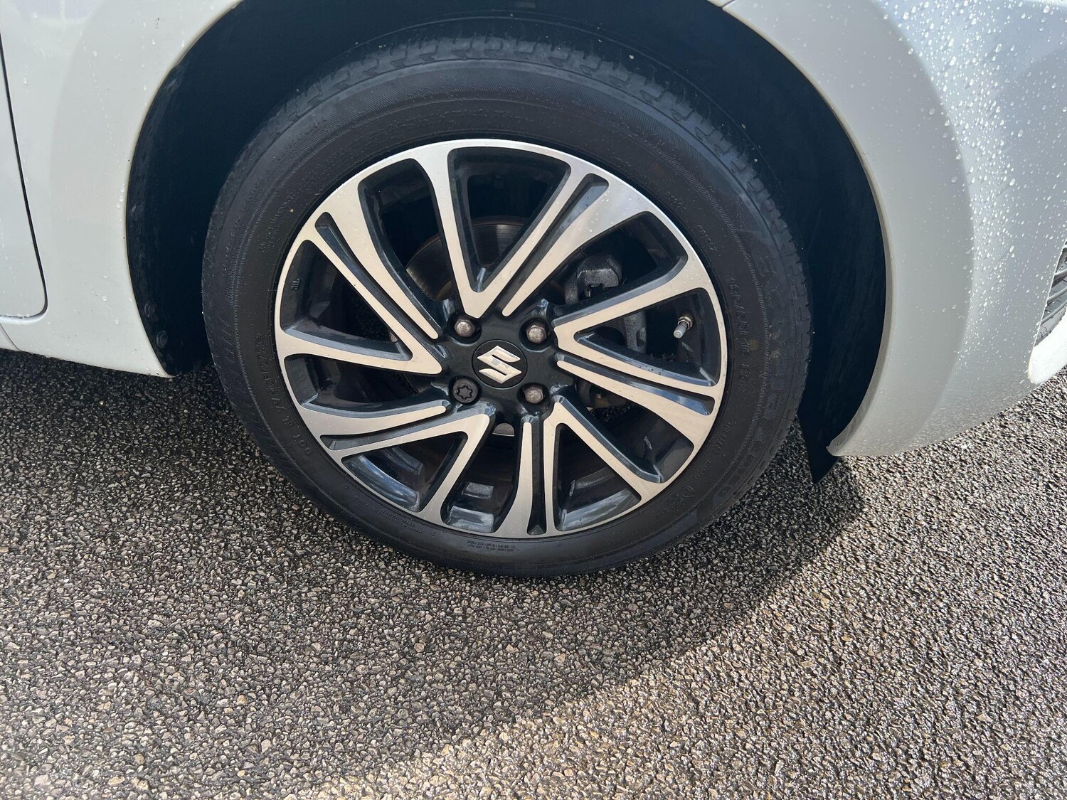 Used Suzuki Swift 2023 for sale - 78020105: Photo 13