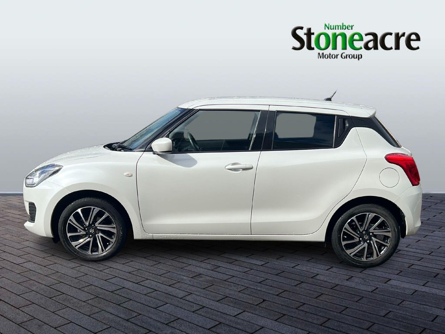 Used Suzuki Swift 2023 for sale - 78020105: Photo 5