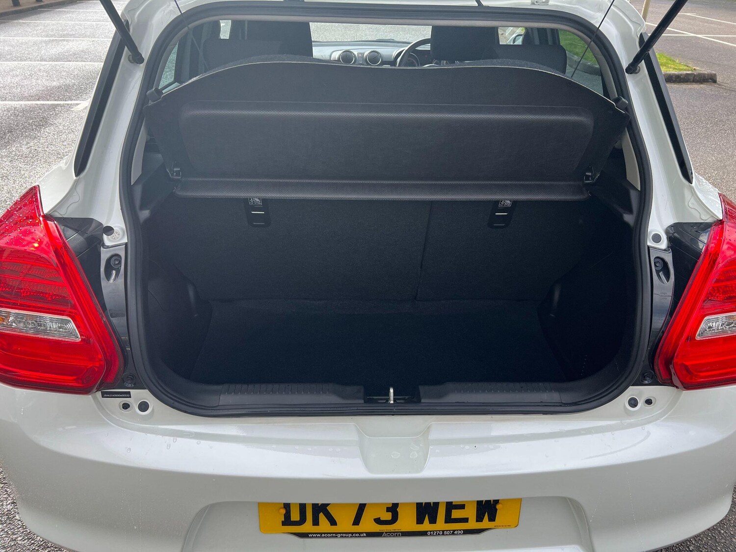 Used Suzuki Swift 2023 for sale - 78020105: Photo 9